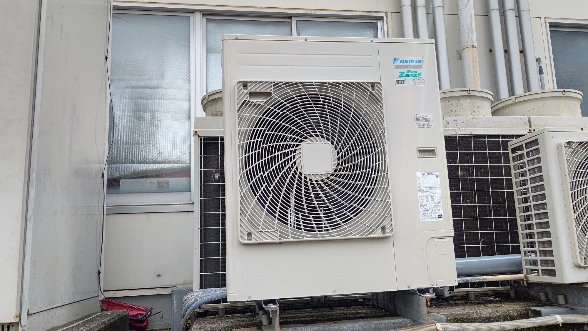 室外機